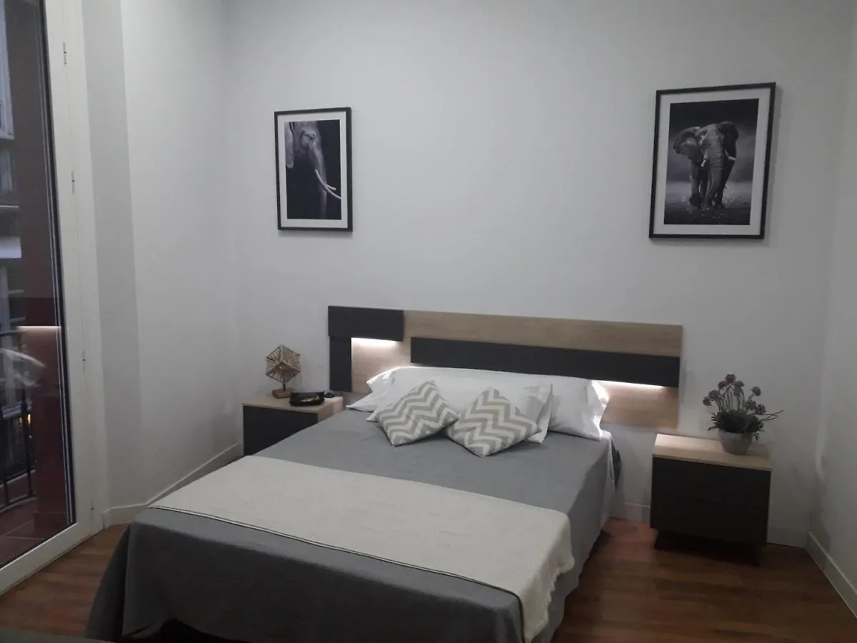 מאלגה Pastor Design Suites