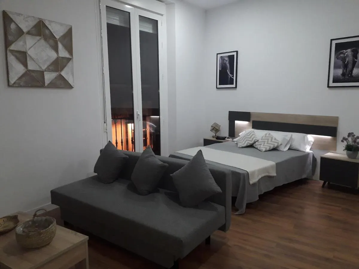 דירה מאלגה Pastor Design Suites